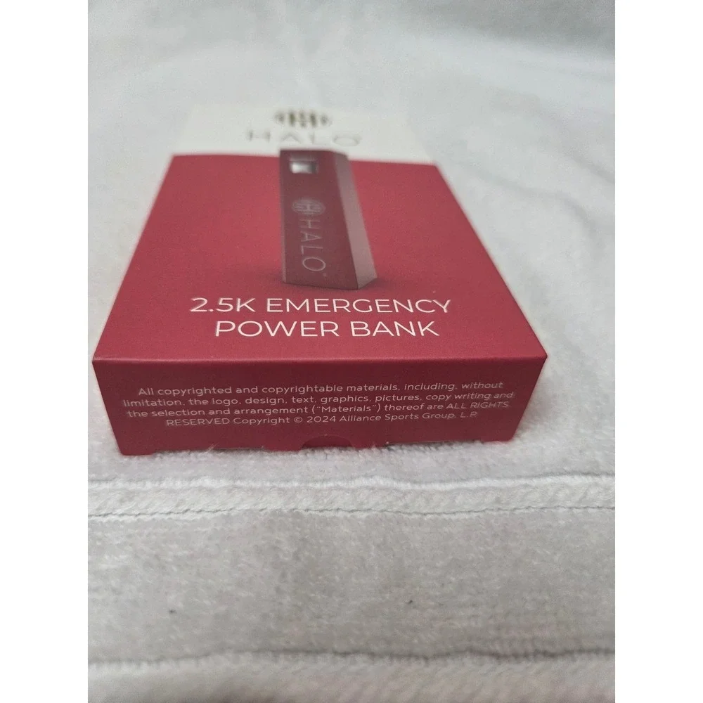 HALO 2.5 Emergency Power Bank‎ Red Brand New USB-A, USB-C Cable